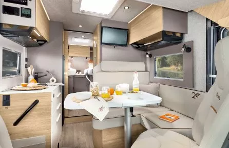 Camping car itineo cj660 salon