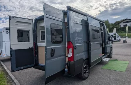 Sunlight cliff 600 x gris thunder performance grey 3