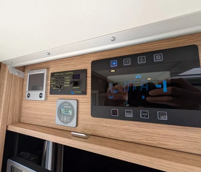 Niesmann bischoff arto 85e cloudline 16