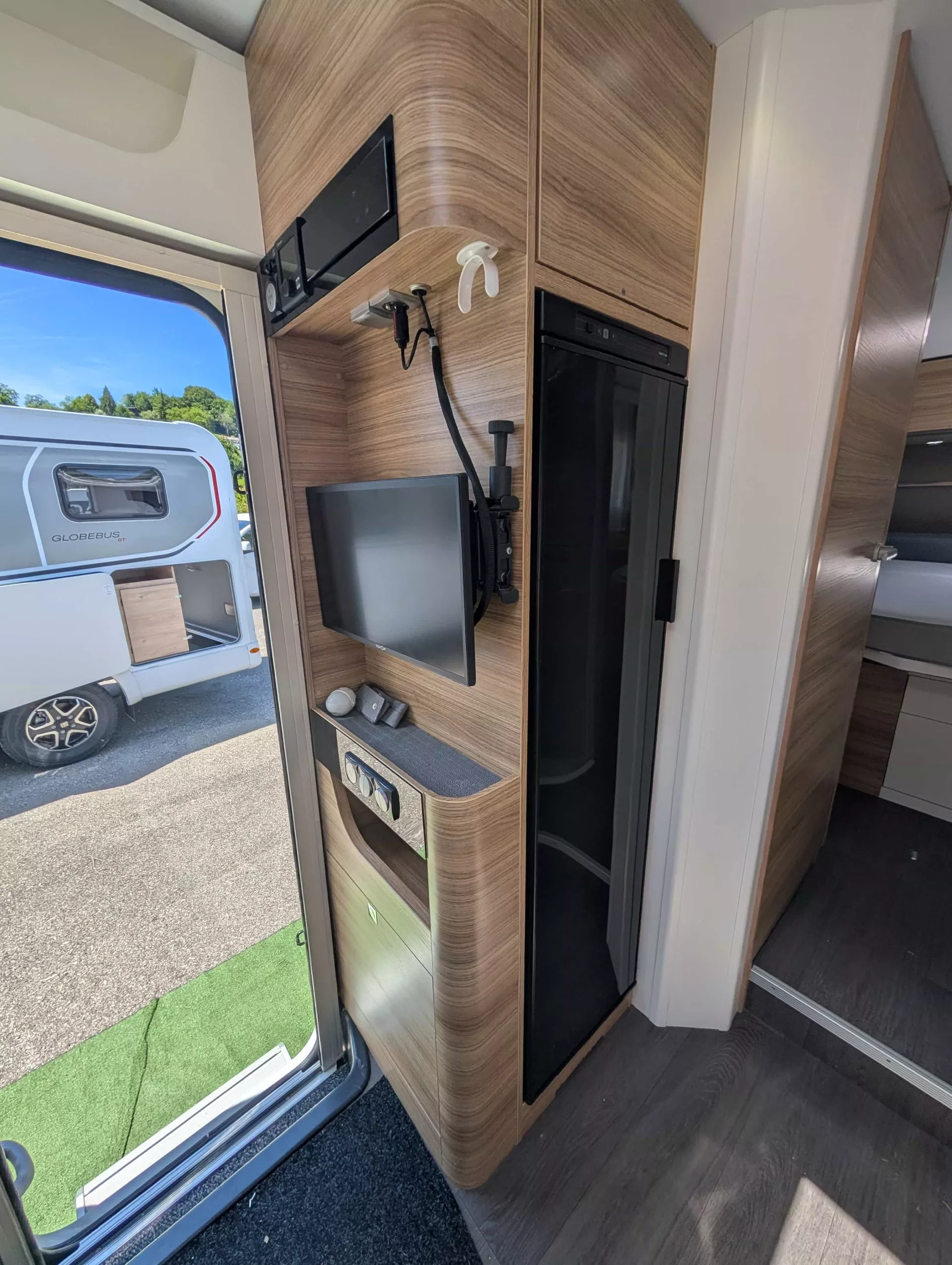 Adria sonic axess 700 sc 5