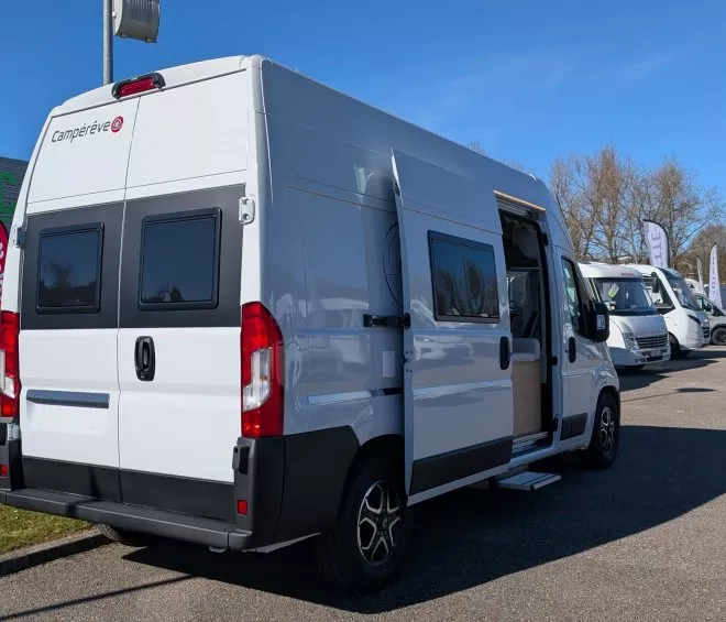 Campereve family van arriere exterieur