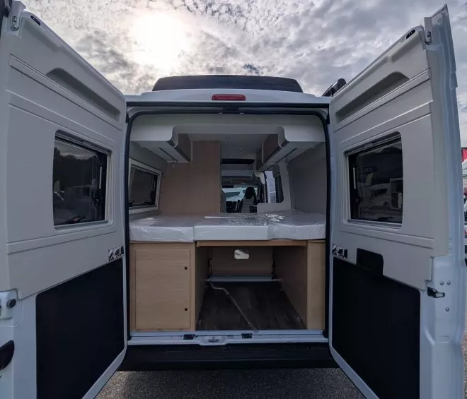 Sunlight cliff 600 x blanc pack rt adventure 5