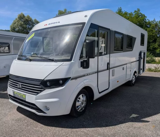 Adria sonic axess 700 sc 9
