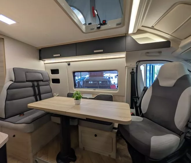 Challenger f s salon sejour