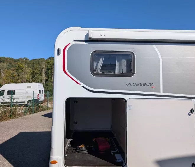 Dethleffs globebus i6 gt white 3