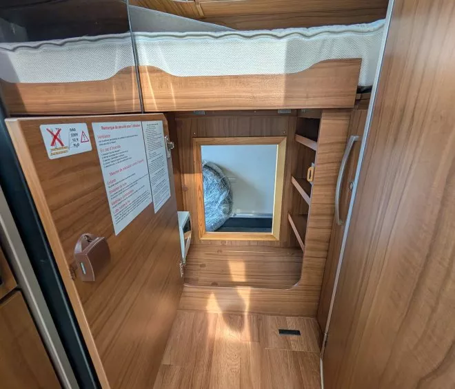 Hymer exsis t414 crossover poclain 2015 22