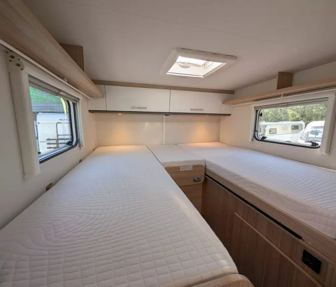 Van sunlight v66 9