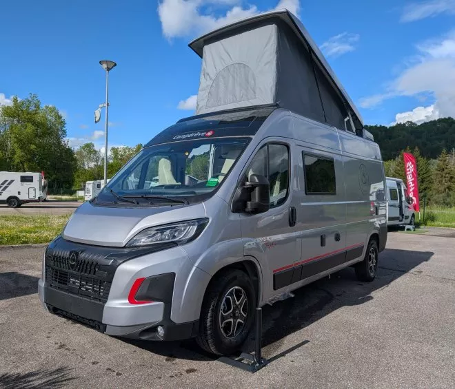 Magellan 643 air saphir exterieur 2