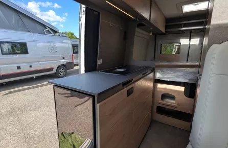 Dethleffs globetrail 600 ds active plus cuisine