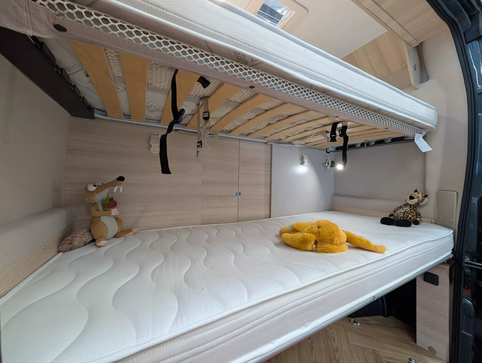 Challenger f s lit arriere bas