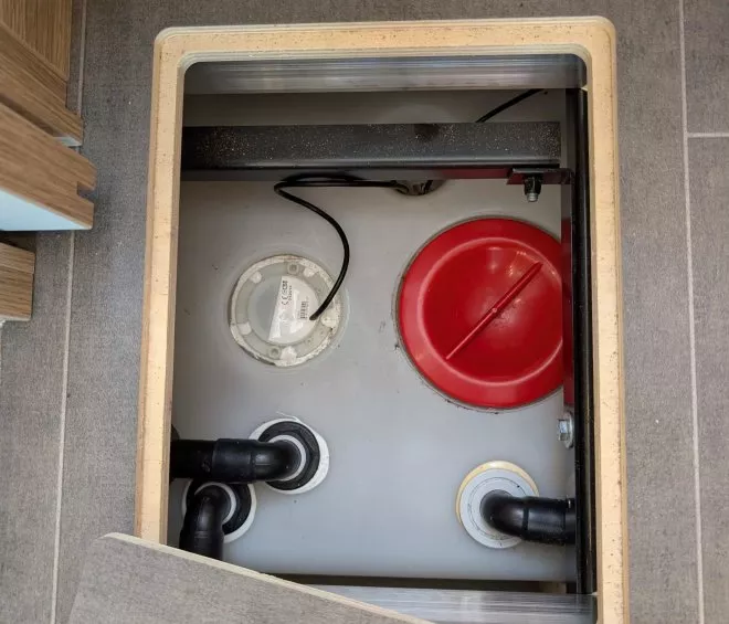 Niesmann bischoff arto 85e cloudline 64