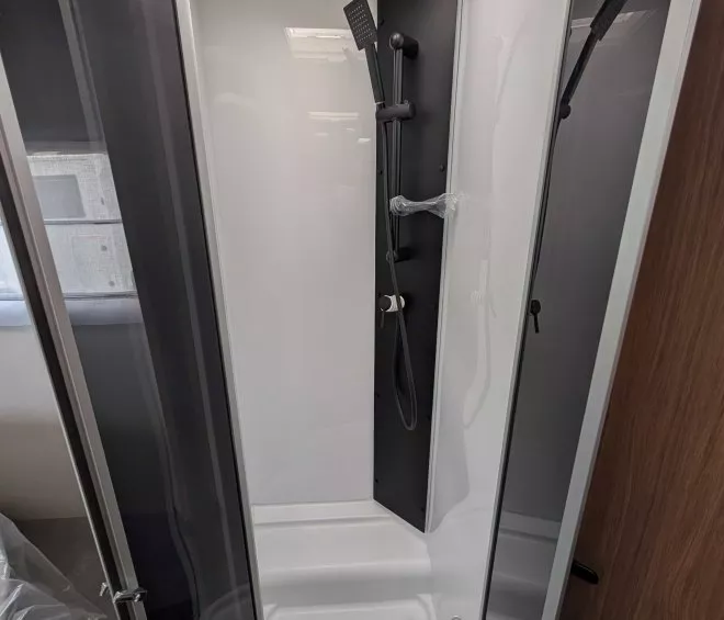 Challenger 318 graphite edition 2027 7