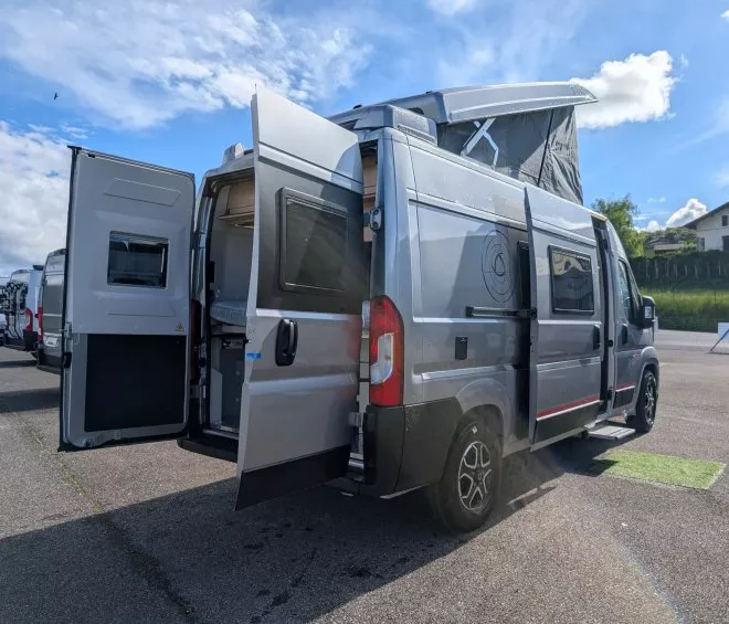 Magellan 643 air saphir exterieur 4