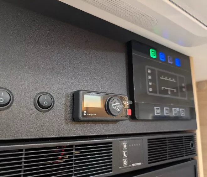 Challenger x260 open edition 18