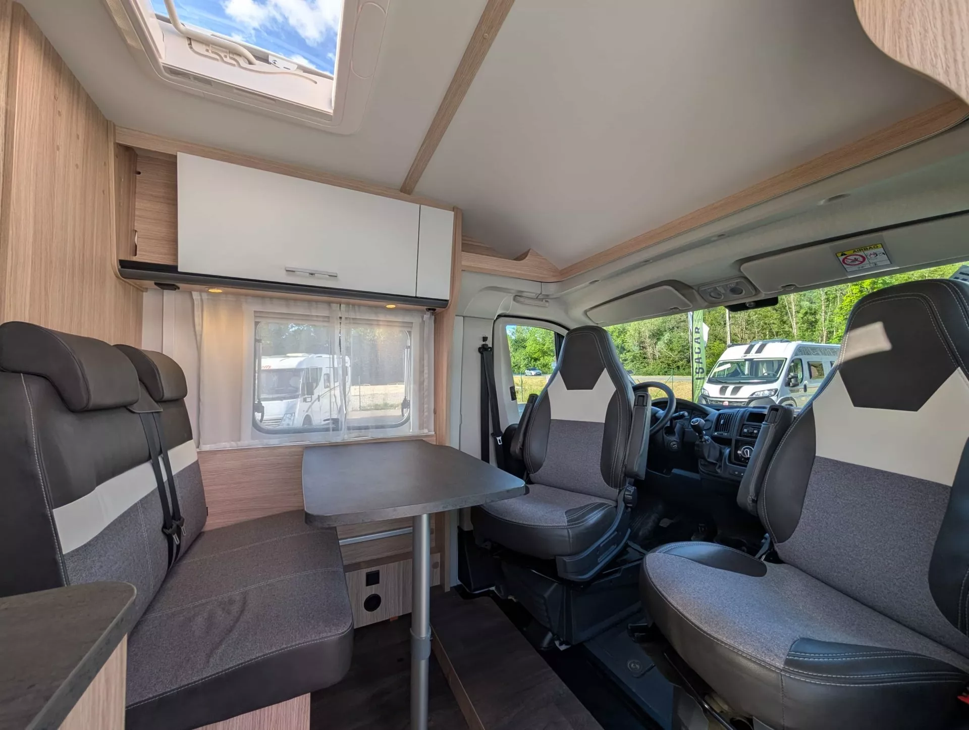 Van sunlight v66 3