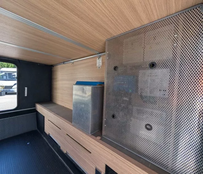 Niesmann bischoff arto 85e cloudline 15