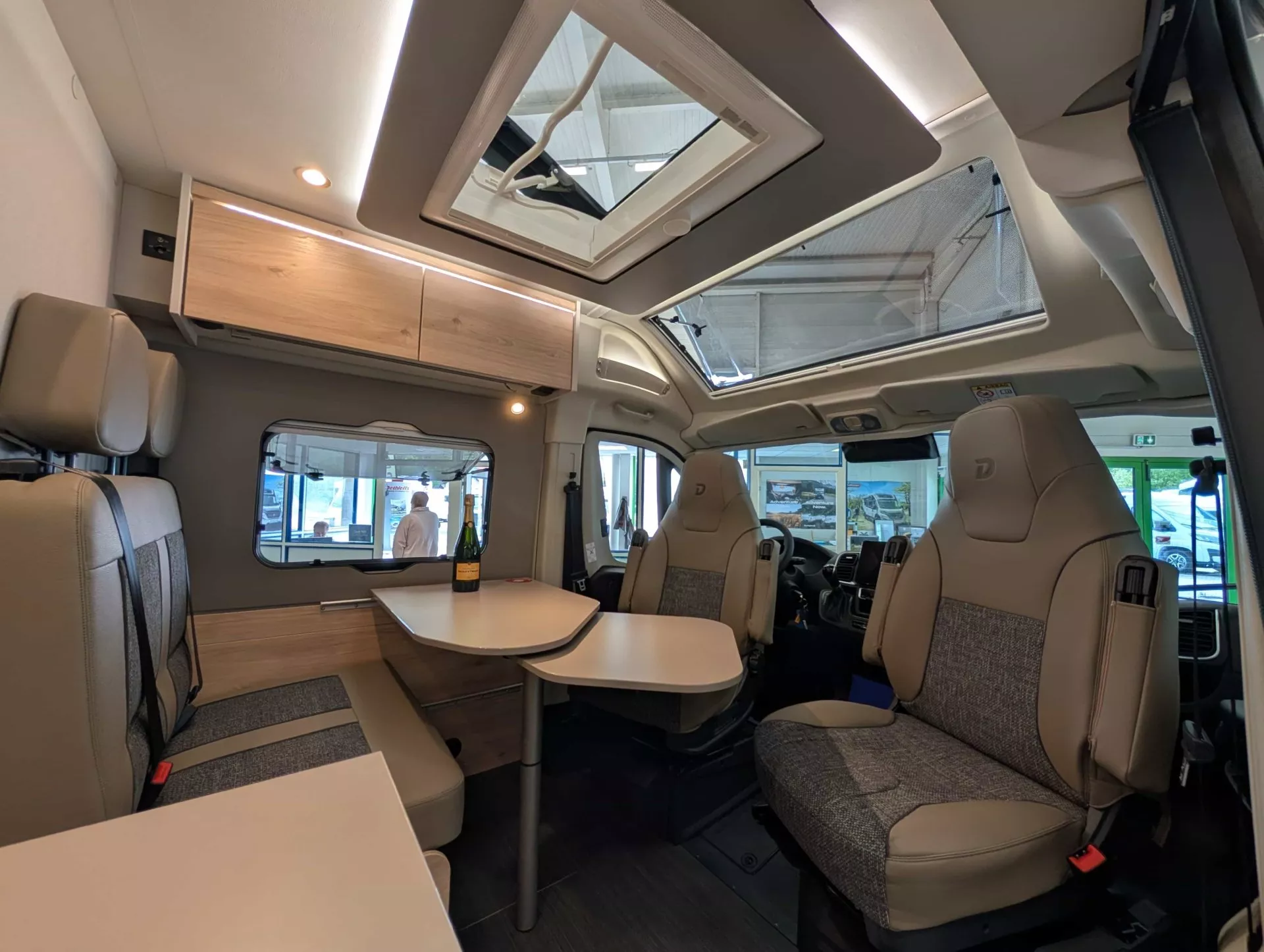Pxl 20260519 081232776
