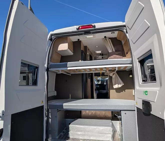 Campereve family van arriere