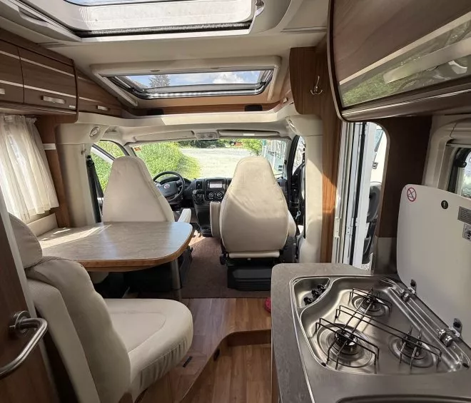 Hymer exsis t414 crossover 10