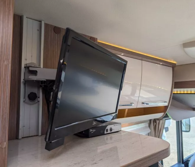 Pxl 20260403 121628751