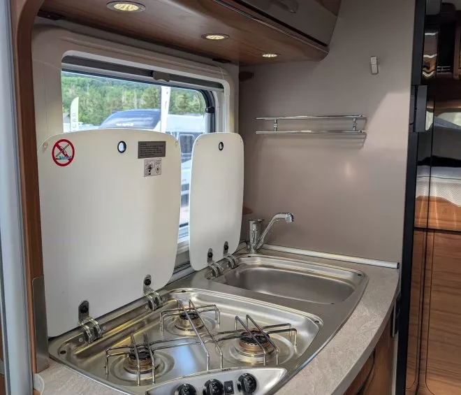Hymer exsis t414 crossover poclain 2015 16